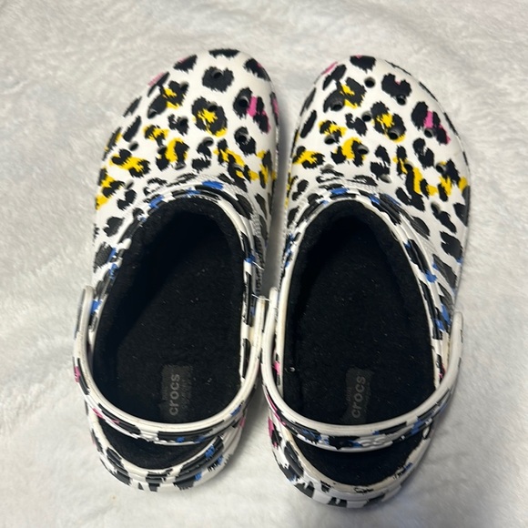 CROCS White and Yellow Slippers Vibrant Comfort - Picture 2 of 5